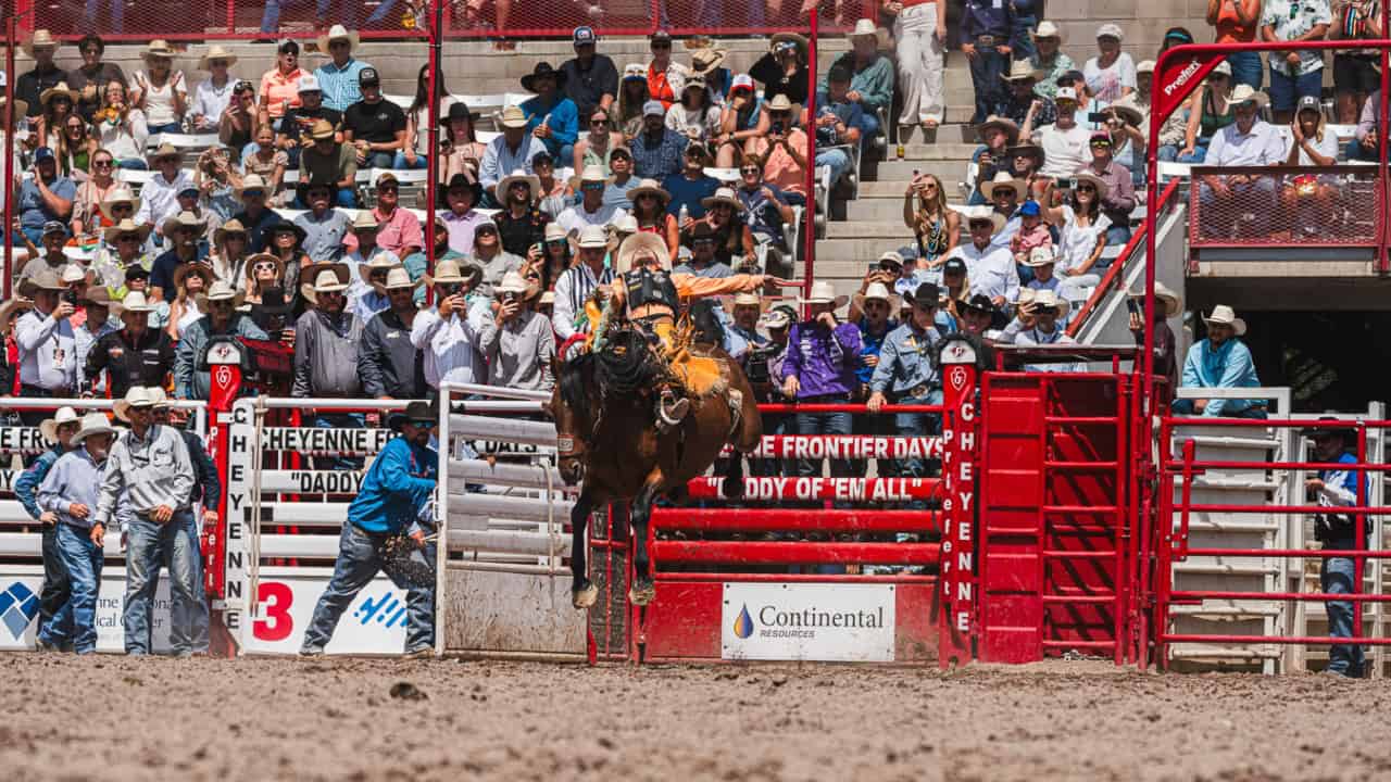 1280 Cheyenne (1)